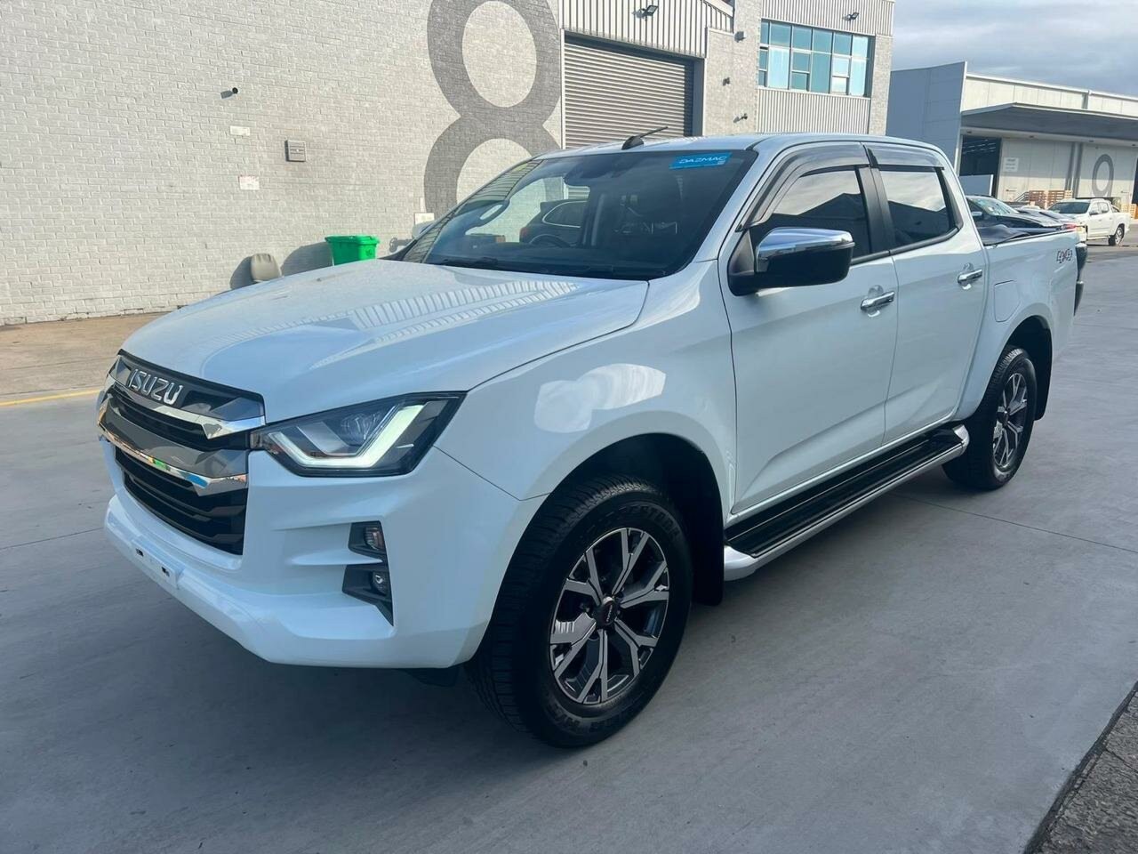 Isuzu D-max image 1