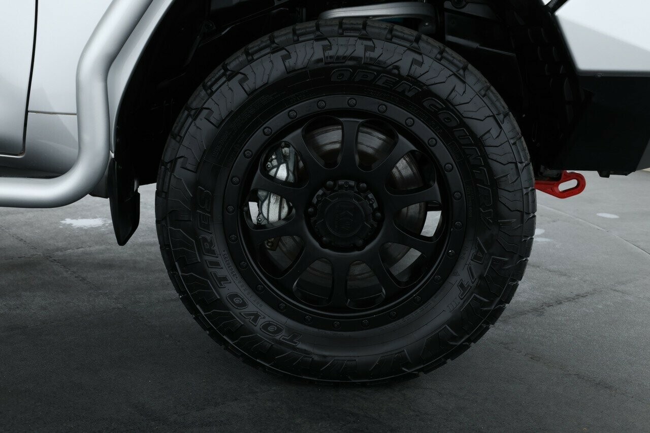 Toyota Landcruiser image 4