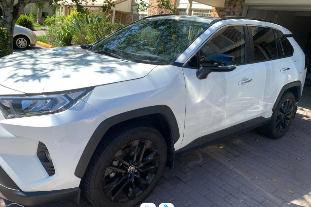 Toyota Rav4 image 3