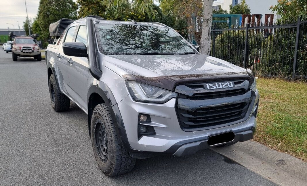 Isuzu D-max image 1