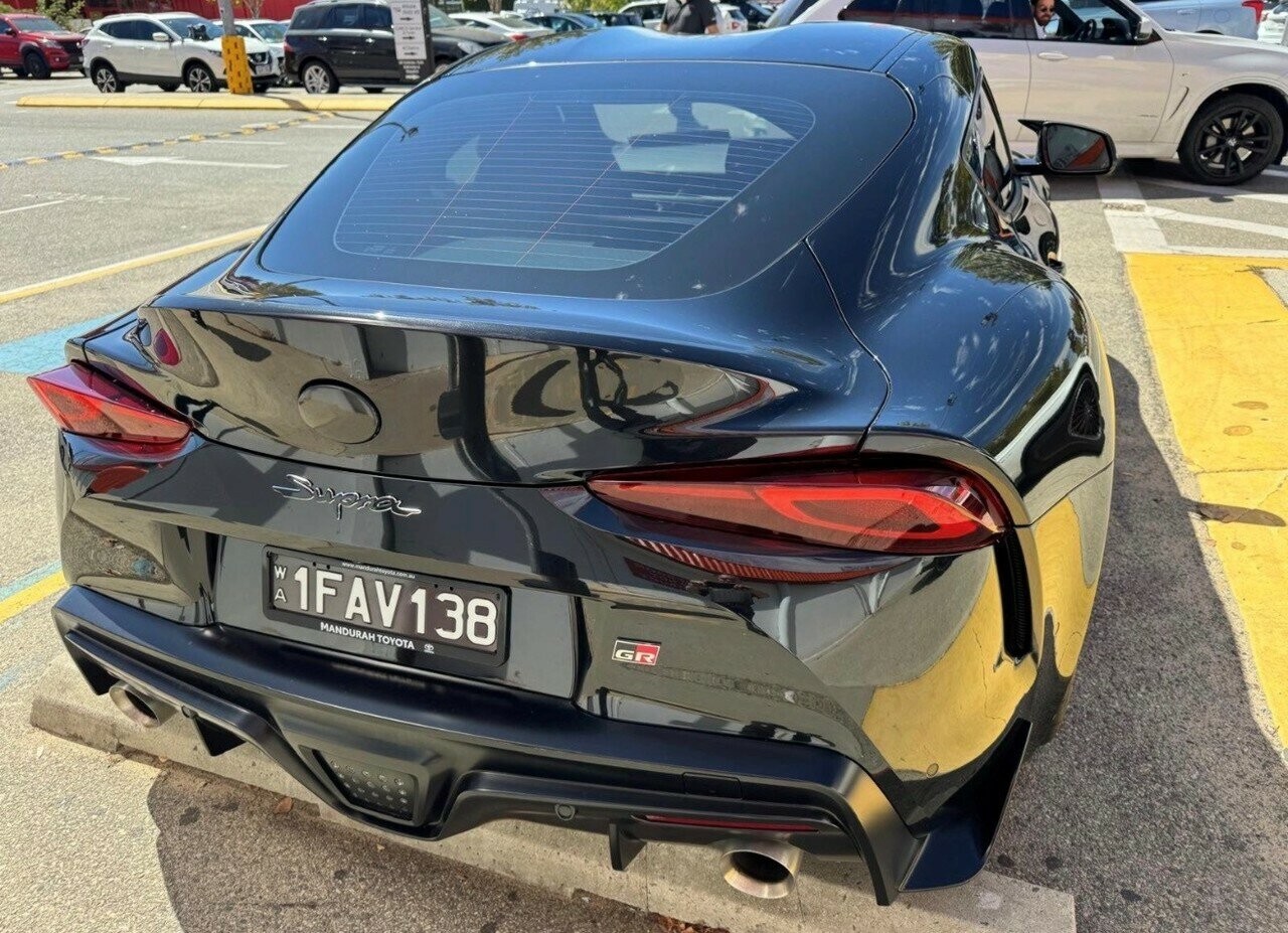 Toyota Supra image 2