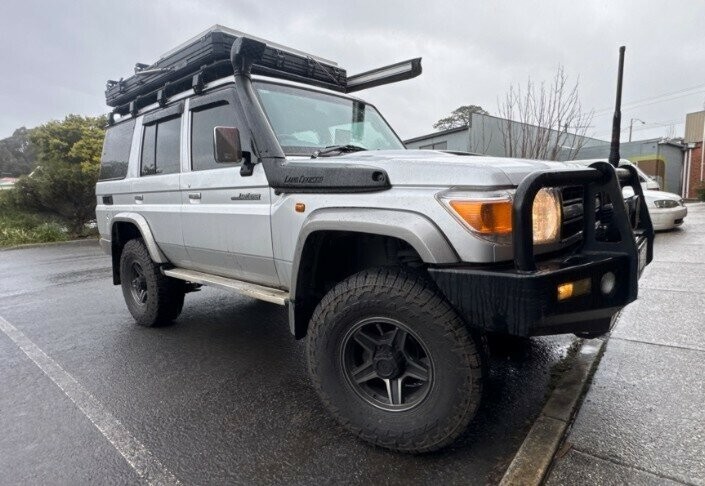 Toyota Landcruiser image 1