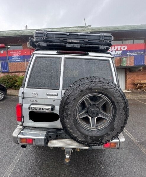 Toyota Landcruiser image 3