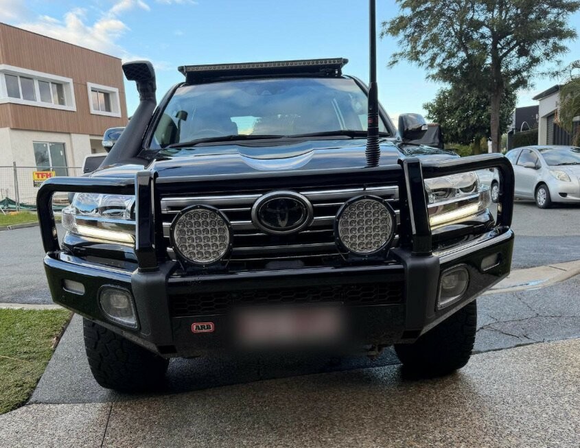 Toyota Landcruiser image 3