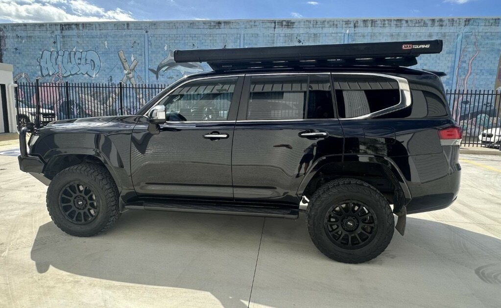 Toyota Landcruiser image 1