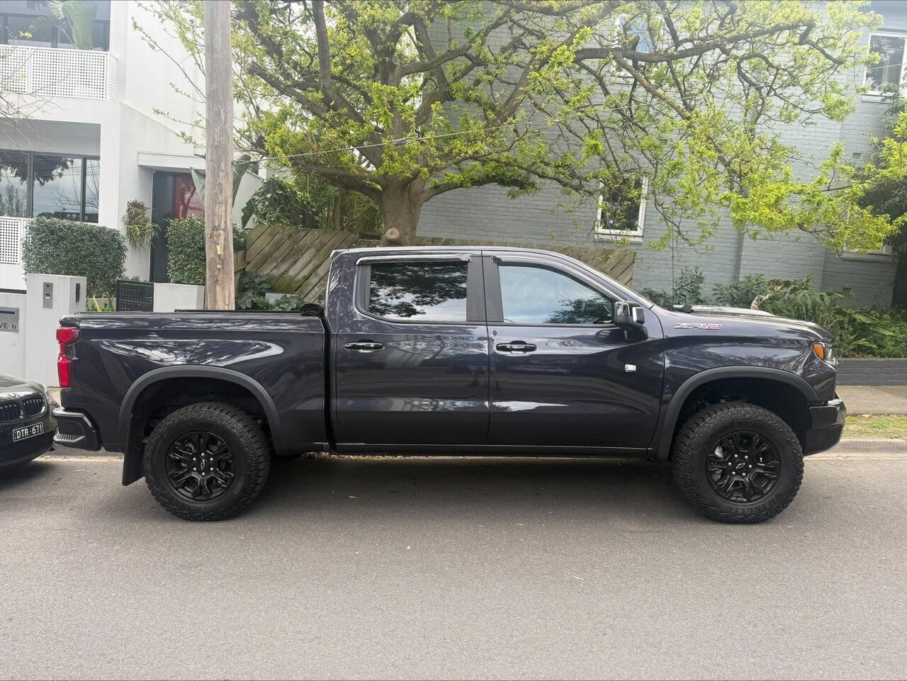 Chevrolet Silverado image 4