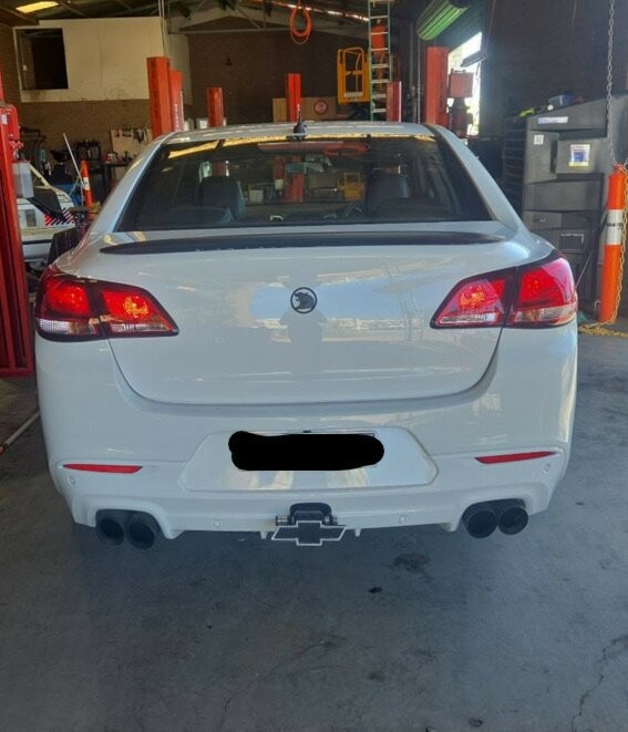 Holden Commodore image 3