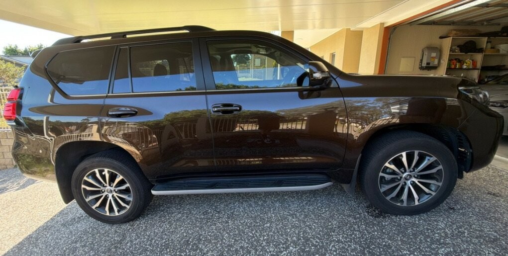 Toyota Landcruiser Prado image 2