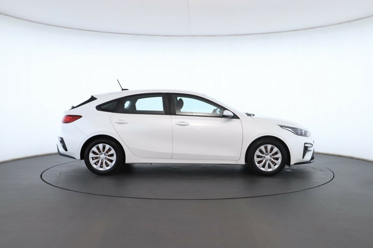 Kia Cerato image 2