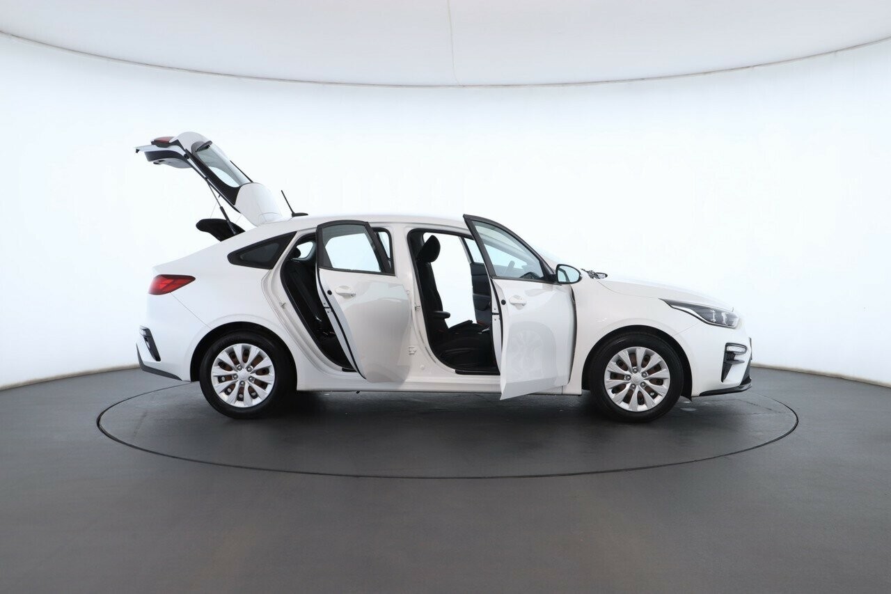 Kia Cerato image 3
