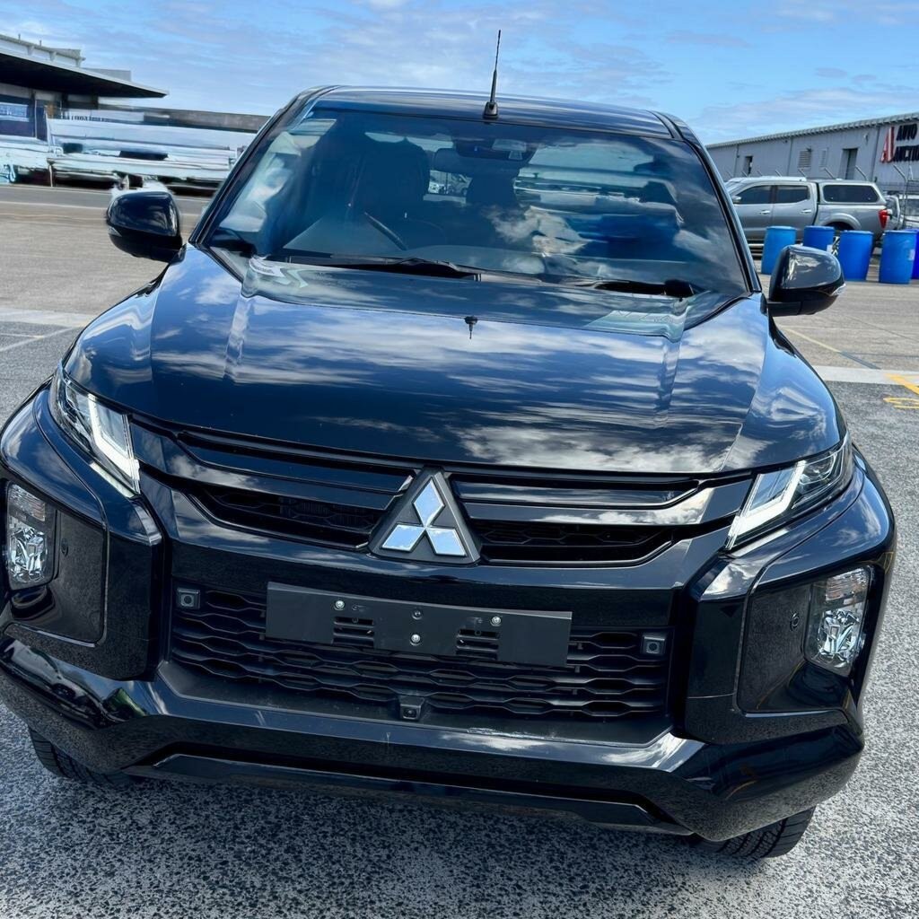 Mitsubishi Triton image 3