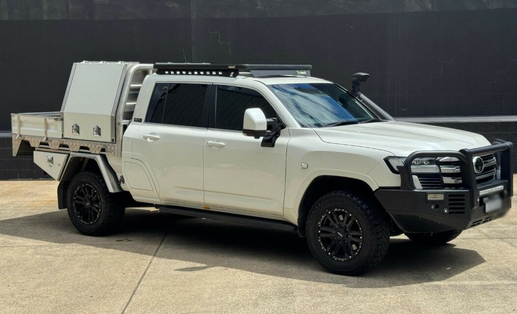 Toyota Landcruiser image 1