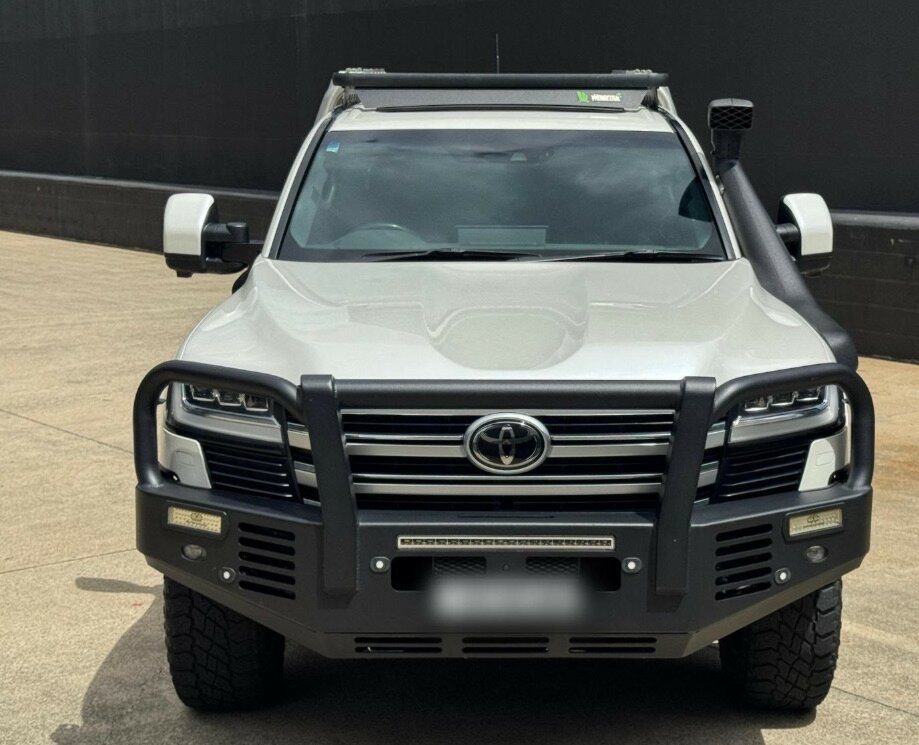 Toyota Landcruiser image 3