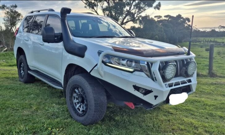 Toyota Landcruiser Prado image 1