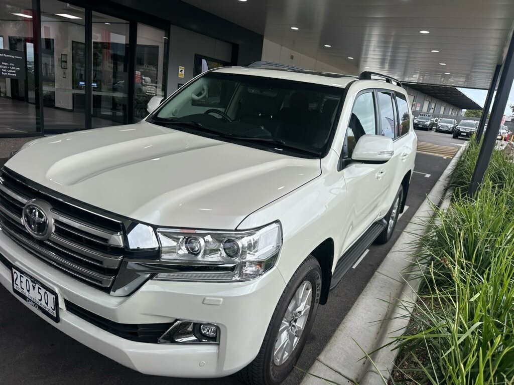 Toyota Landcruiser image 1