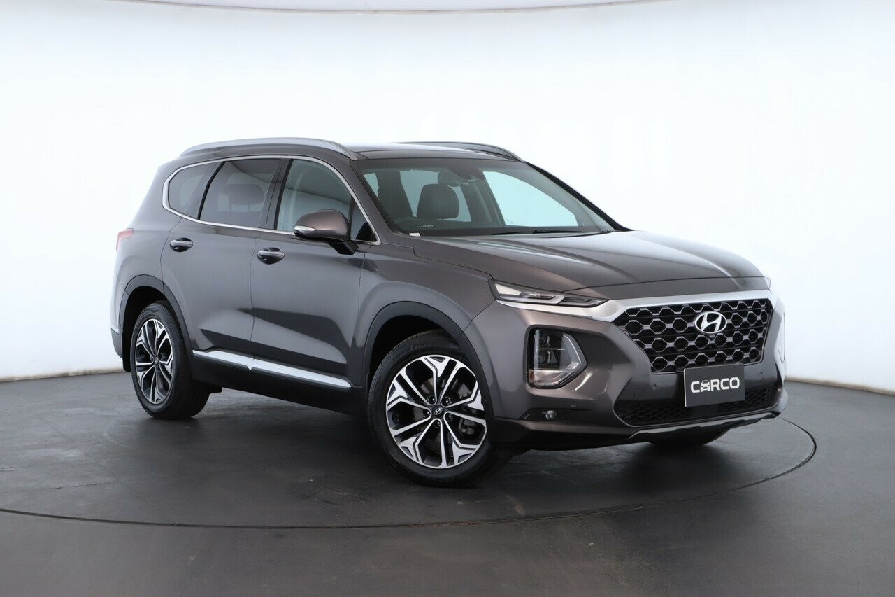 Hyundai Santa Fe image 1