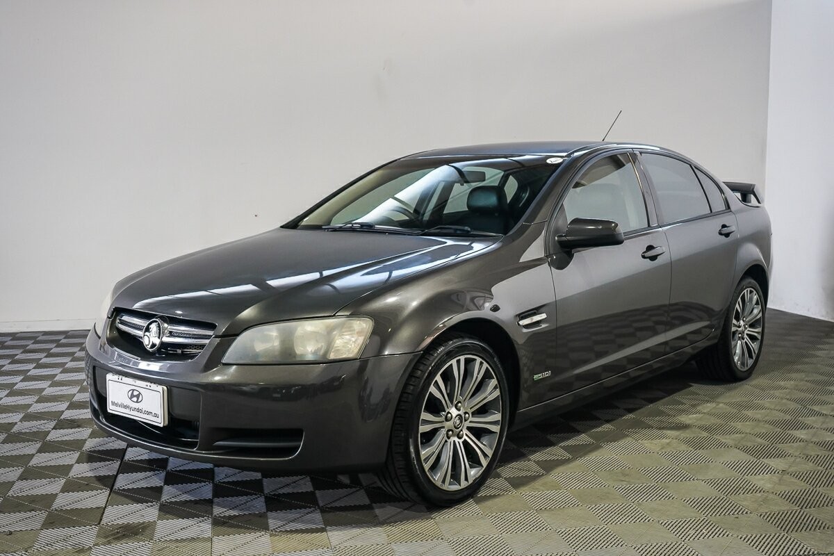 Holden Commodore image 4