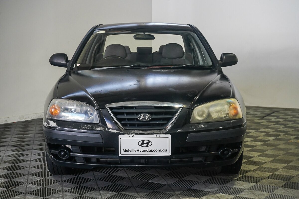 Hyundai Elantra image 3