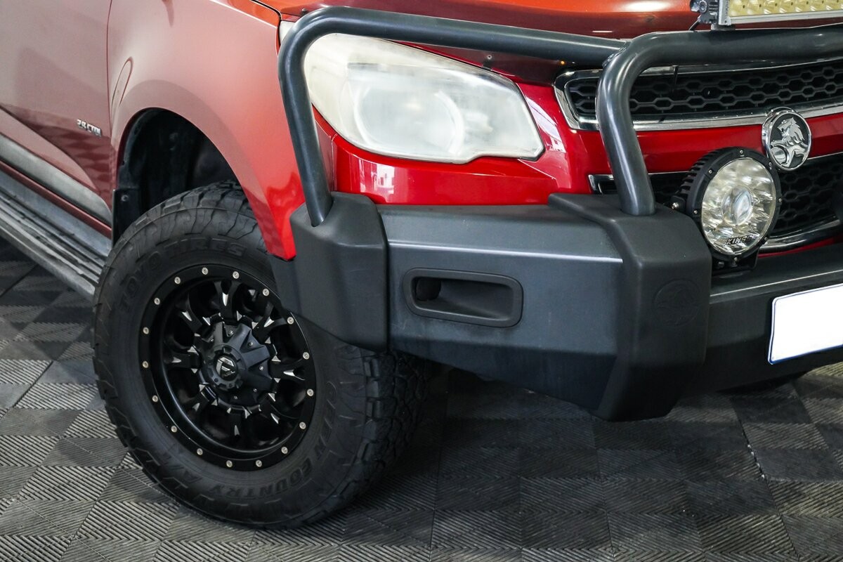 Holden Colorado image 2