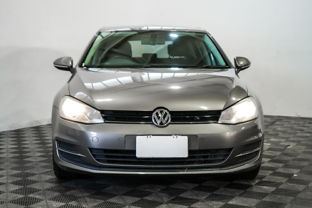 Volkswagen Golf image 3