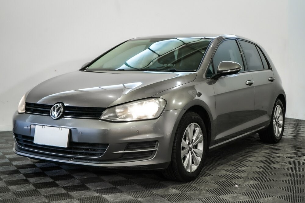 Volkswagen Golf image 4