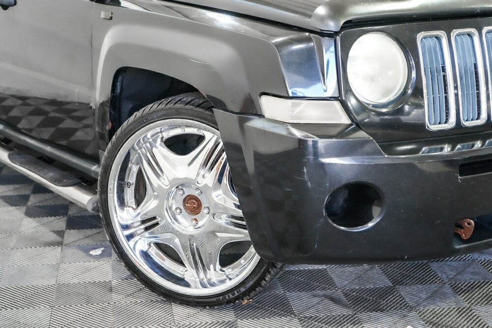 Jeep Patriot image 2