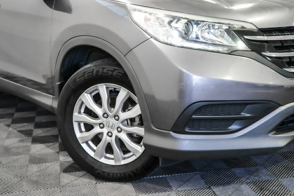 Honda Cr-v image 2