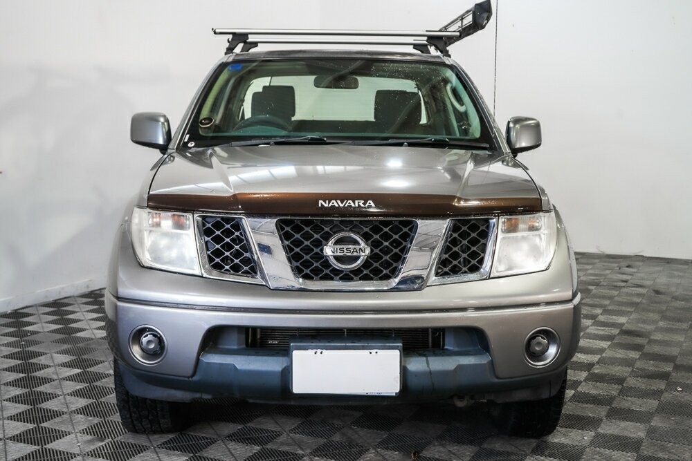 Nissan Navara image 3