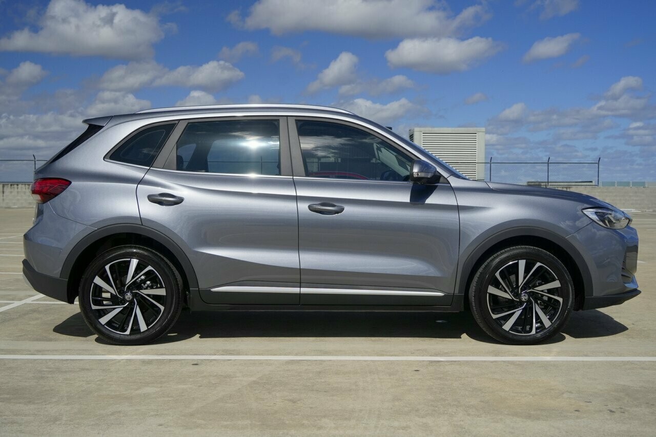 MG Zs image 4