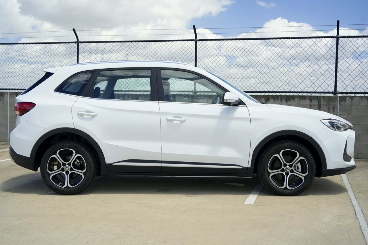 MG Zs image 4