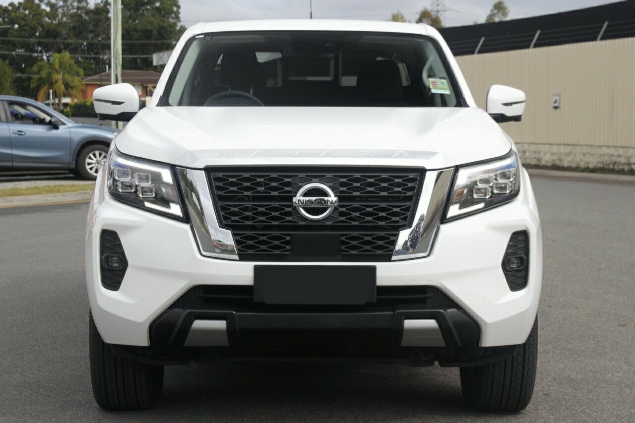 Nissan Navara image 4