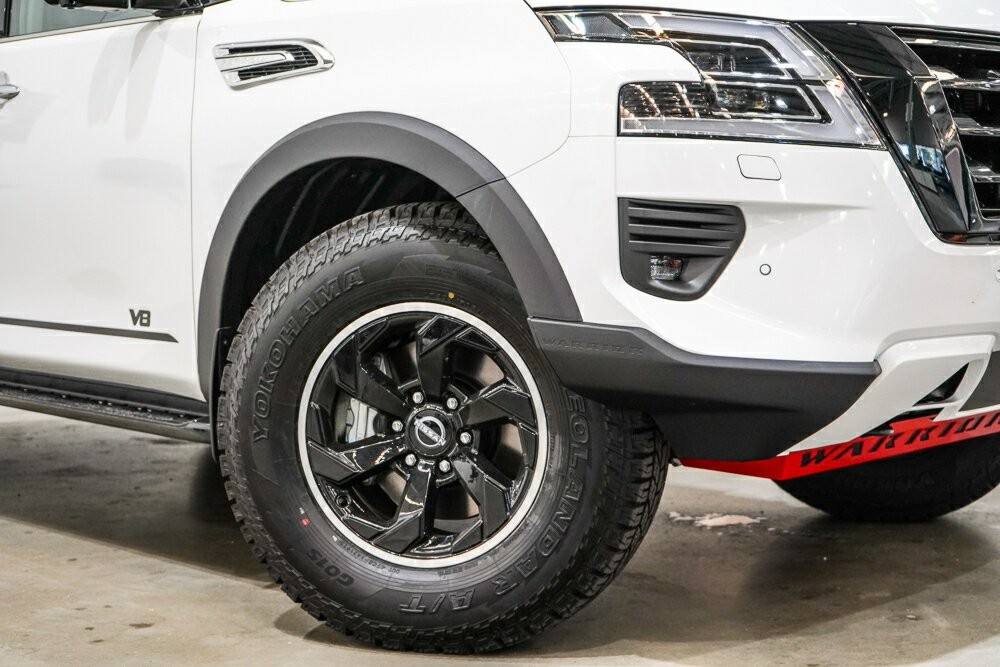 Nissan Patrol image 2