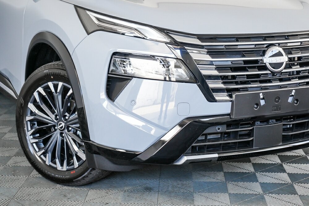 Nissan X-trail image 2