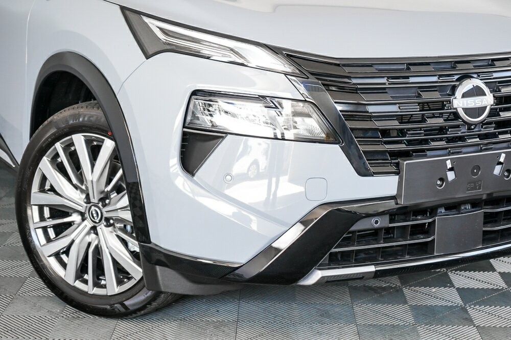 Nissan X-trail image 2