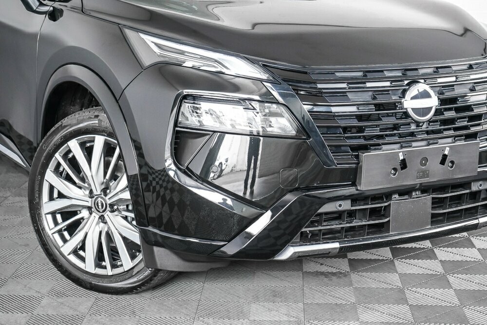 Nissan X-trail image 2