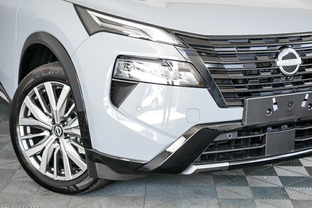 Nissan X-trail image 2