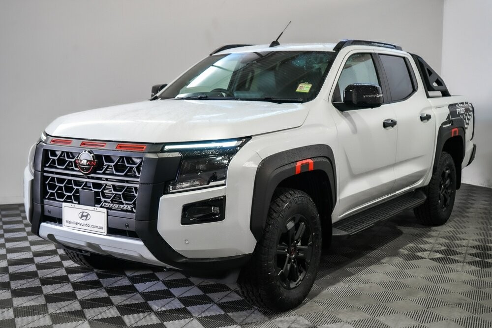 Nissan Navara image 4