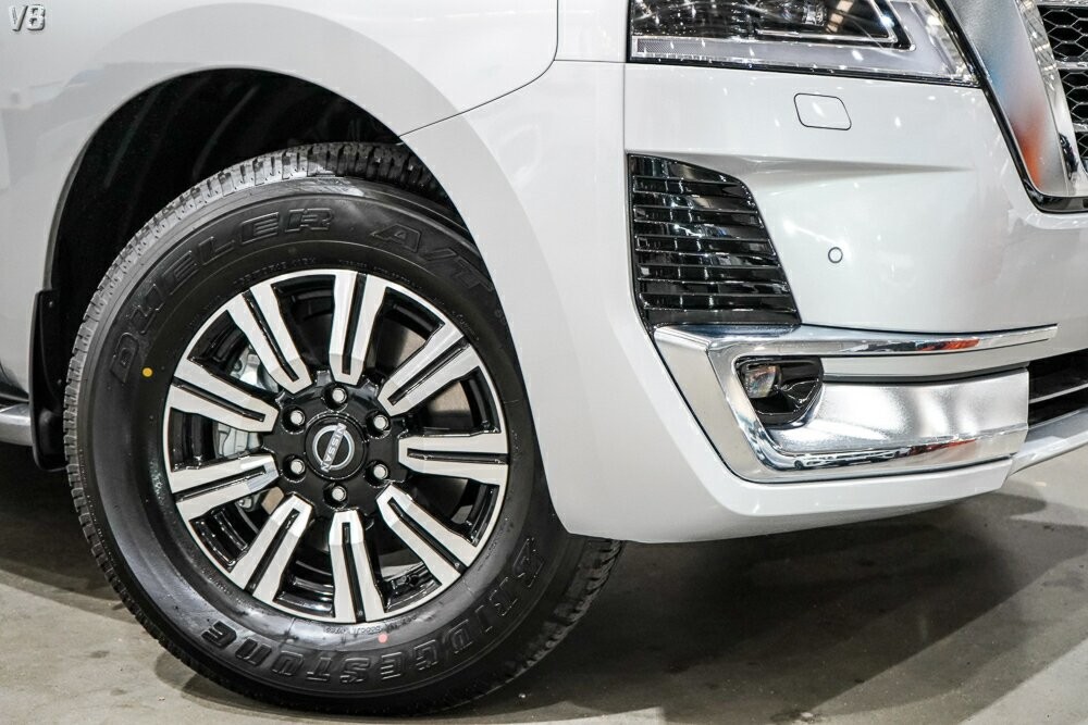 Nissan Patrol image 2