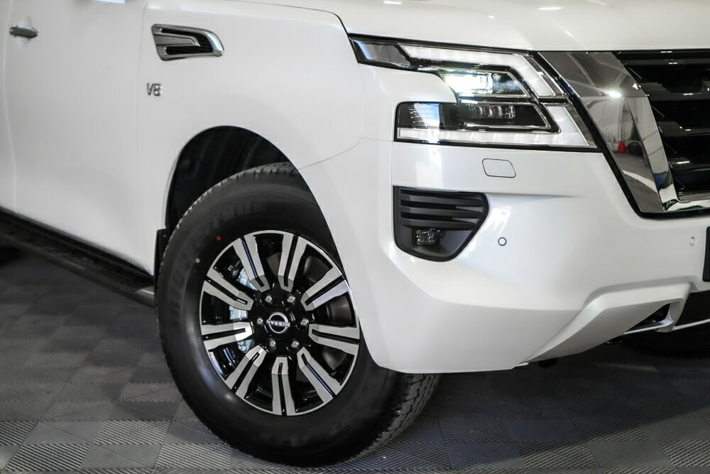 Nissan Patrol image 2
