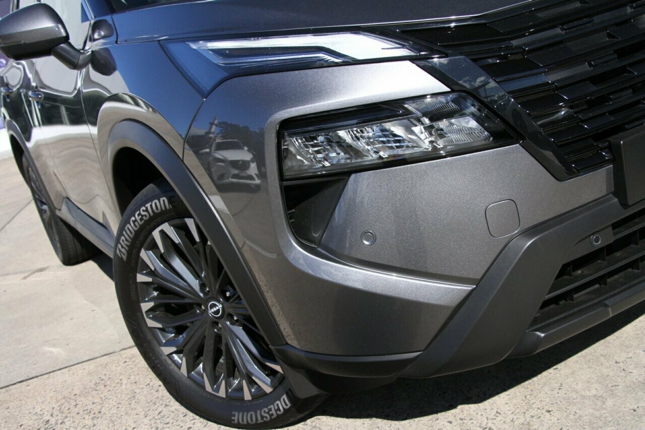Nissan X-trail image 2