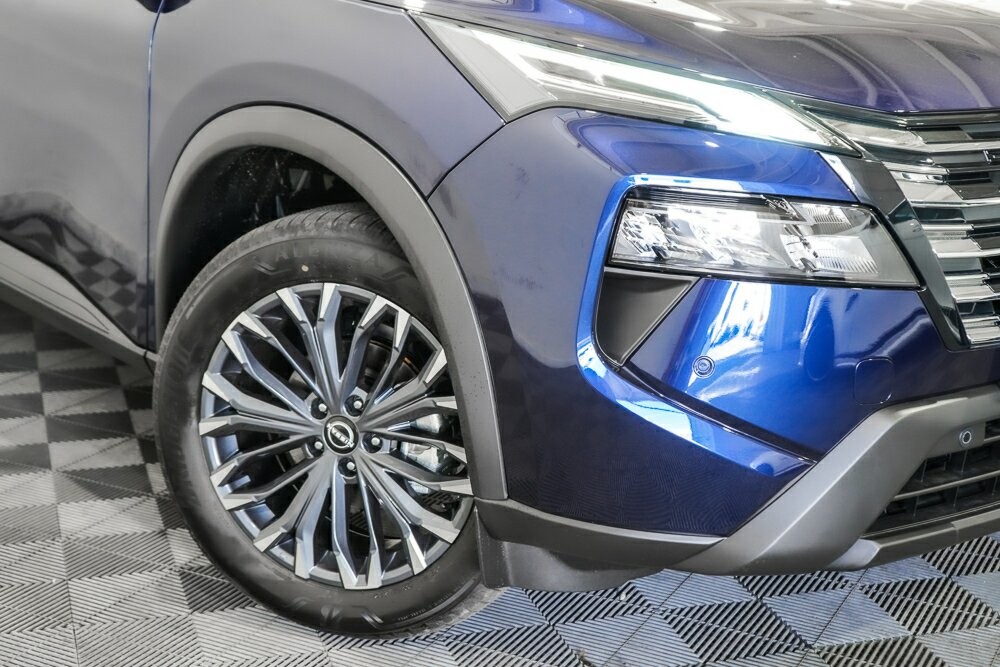 Nissan X-trail image 2