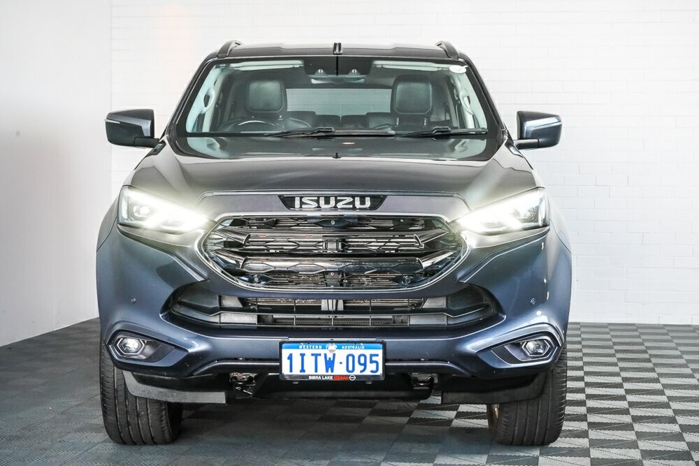 Isuzu Mu-x image 3