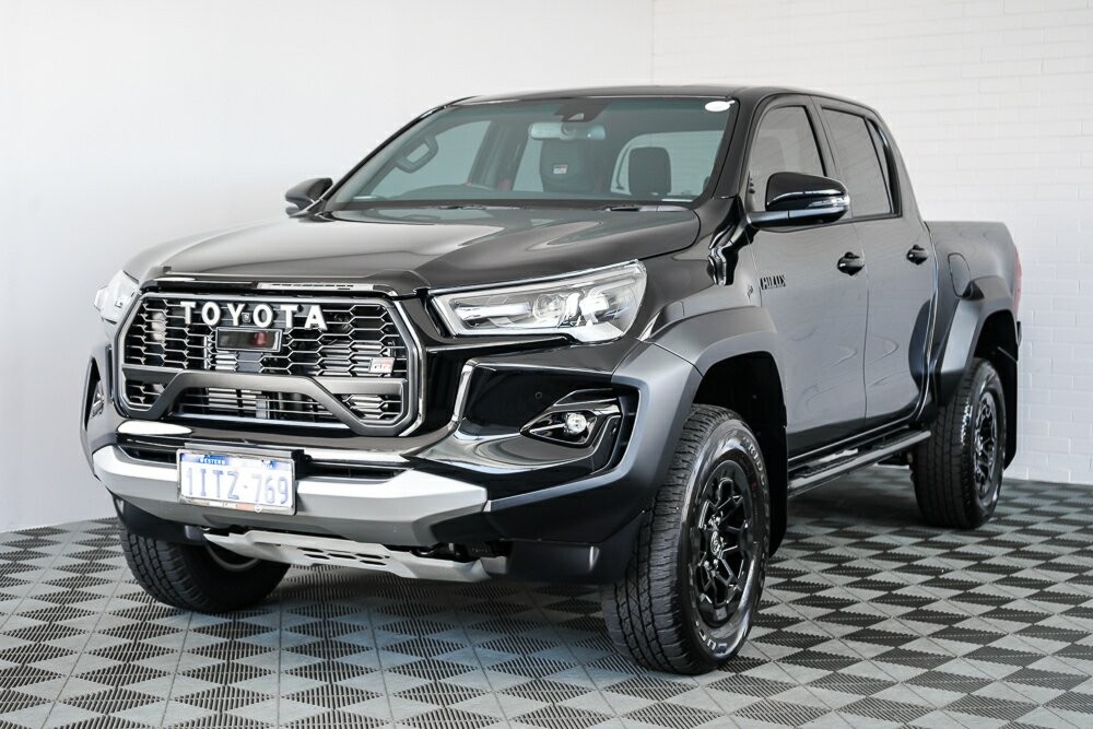Toyota Hilux image 4