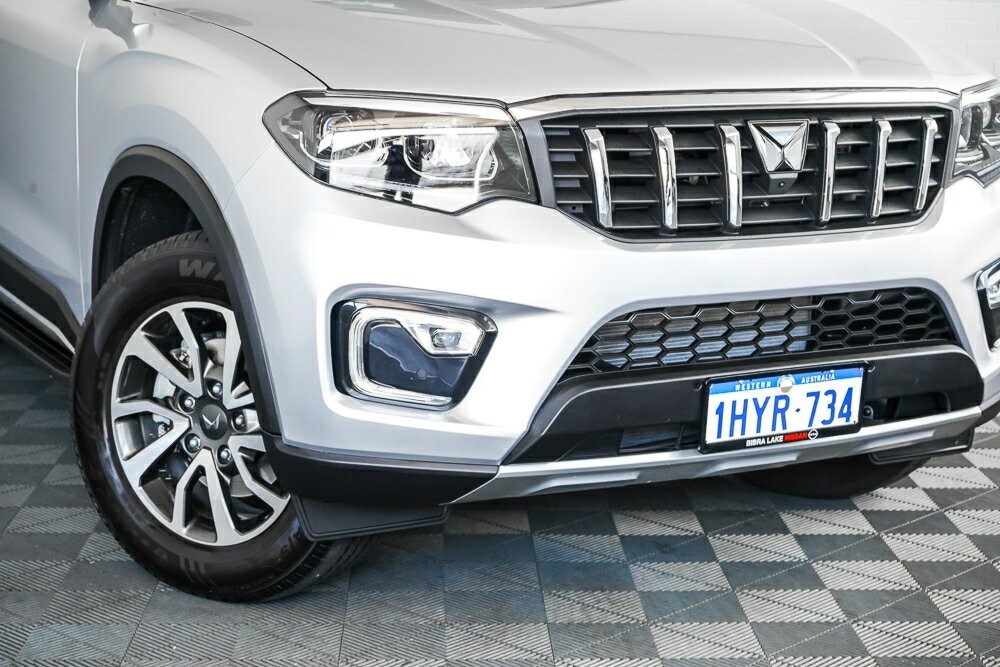 Mahindra Scorpio image 2