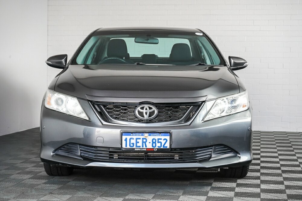 Toyota Aurion image 3
