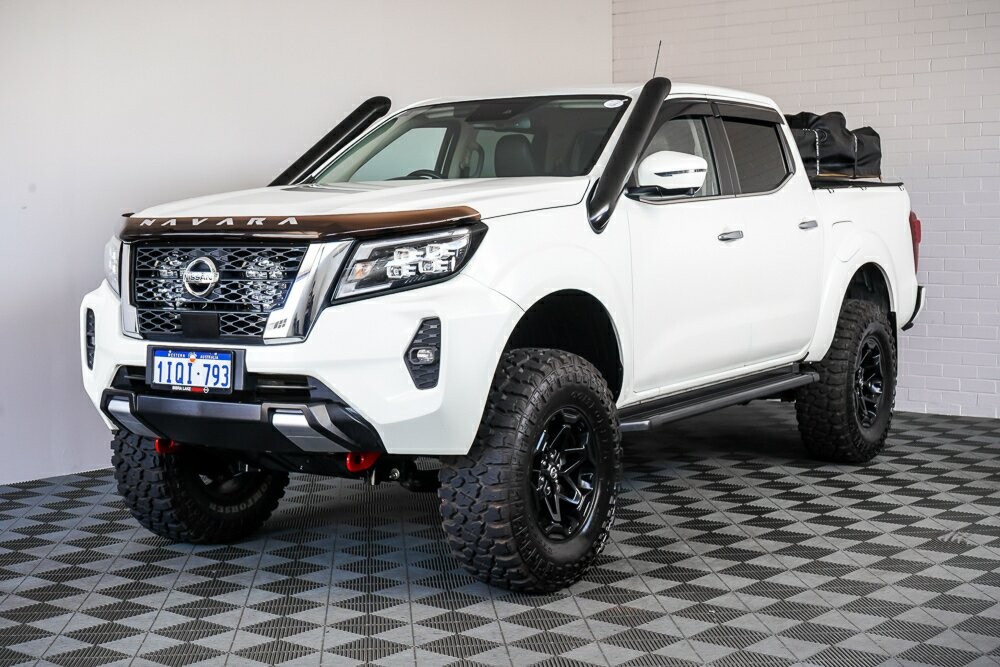 Nissan Navara image 4