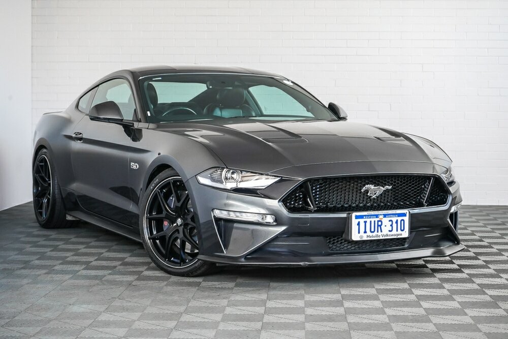 Ford Mustang image 1