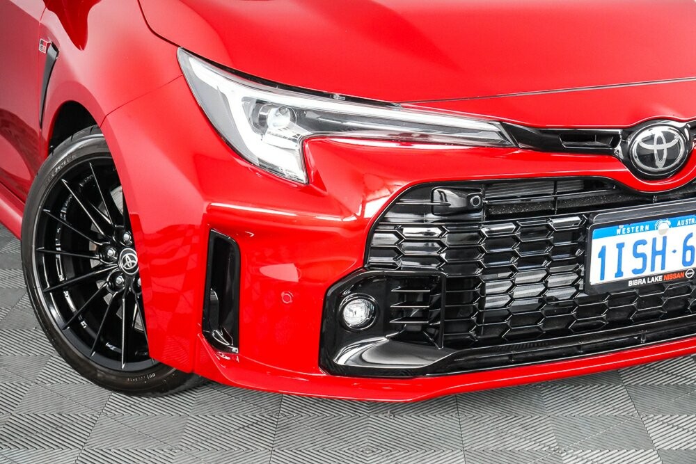 Toyota Corolla image 2