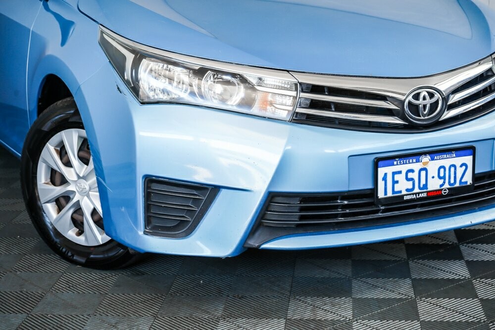 Toyota Corolla image 2