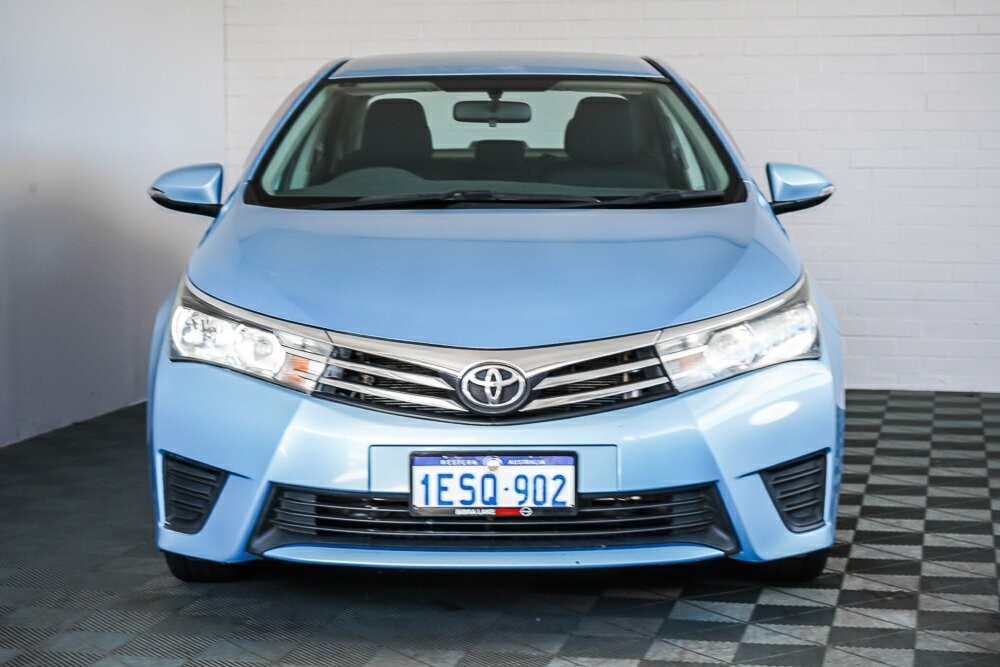 Toyota Corolla image 3